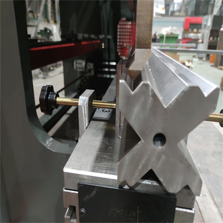 4-12 mm CNC automaatne terastraadi painutusmasin / rauast armatuuri / varda kangi painutusmasin ehituseks