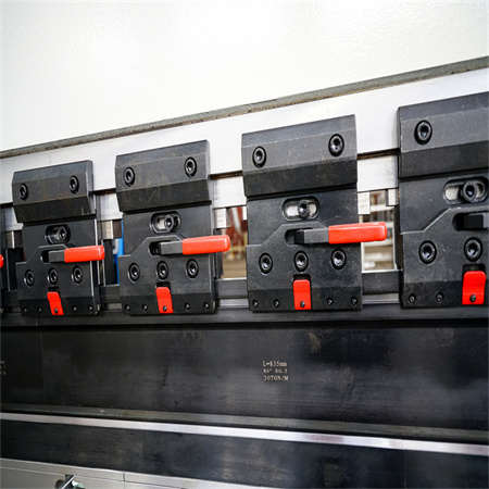 Hüdrauliline 200T/6000 CNC Press Break Delem CNC süsteem X, Y1, Y2, R + manuaalne Z-telg ja kroontelg V raudpleki painutaja