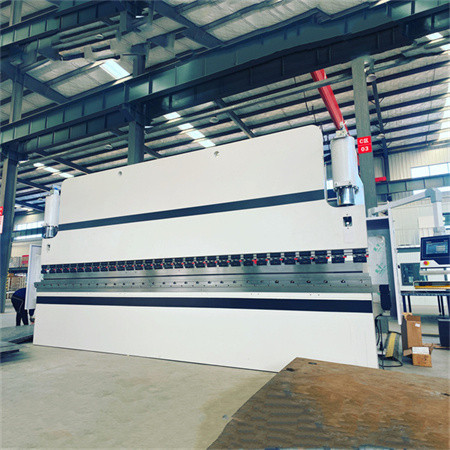ACCURL CNC 4,2mx 160-tonnine CNC presspidur ülemise stantsi ja põhjatööriistade jaoks koos lauavoodi kroonimisega