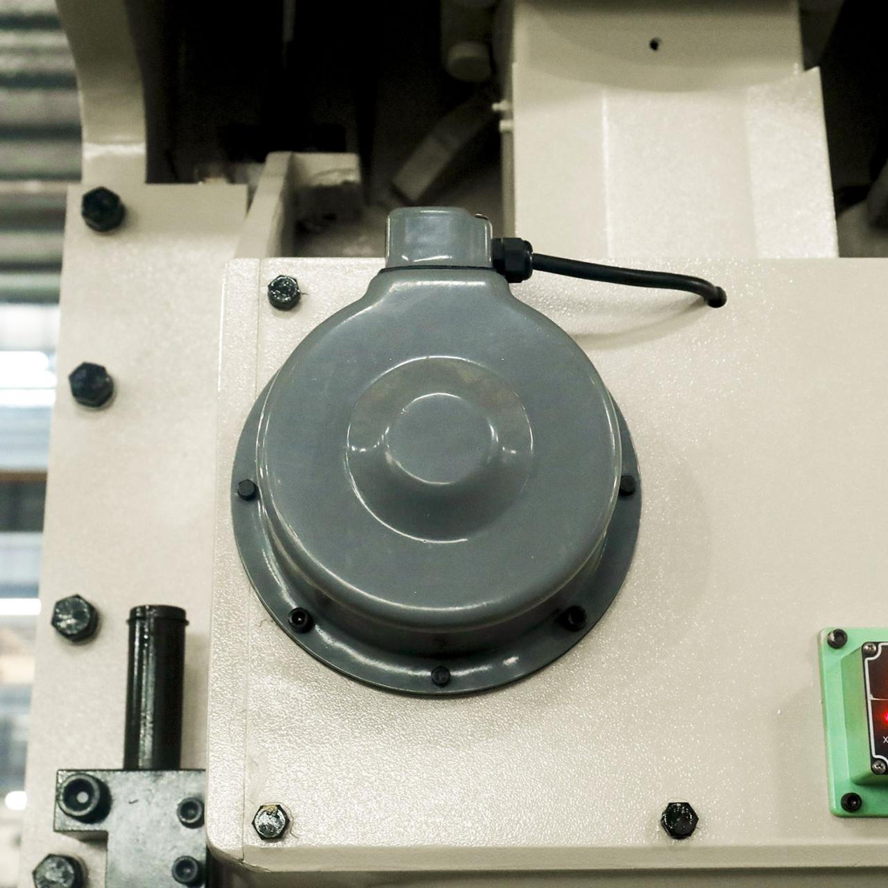 80-tonnine CNC-stantsimismasin, hind C raami võimsusega press Väike hüdrauliline pressmasin