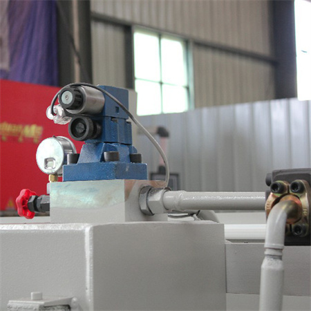 Hiina parim CNC-juhtimisseadme hüdrauliline metallist lehtpainutusmasin kasutas AccurL-i lõikepressi pidureid