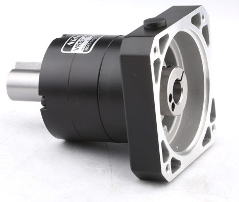 China Industrial Metal Aluminum 1kw 2kw Sheet Metal Fiber Laser Cutting Machine Hiina Tööstuslik metallist alumiiniumist 1kw 2kw lehtmetallkiudlaseriga lõikamismasin